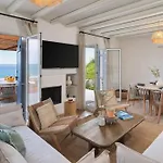 Akroyiali - Seafront Serenity With Shared Pool * Pachyammos