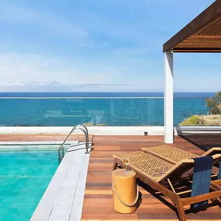 Villa Akroyiali - Seafront Serenity With Shared Pool *