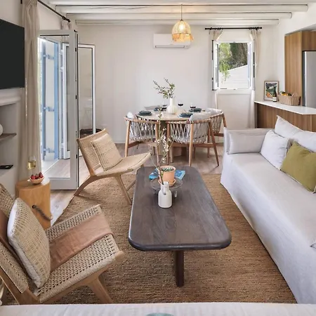 Akroyiali - Seafront Serenity With Shared Pool * Pachyammos