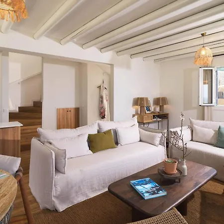 Akroyiali - Seafront Serenity With Shared Pool *