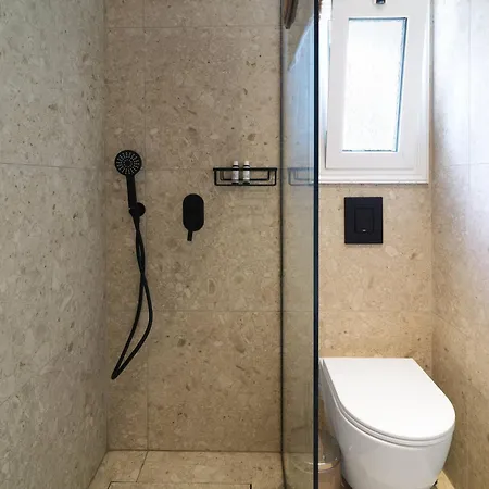 Akroyiali - Seafront Serenity With Shared Pool * Pachyammos