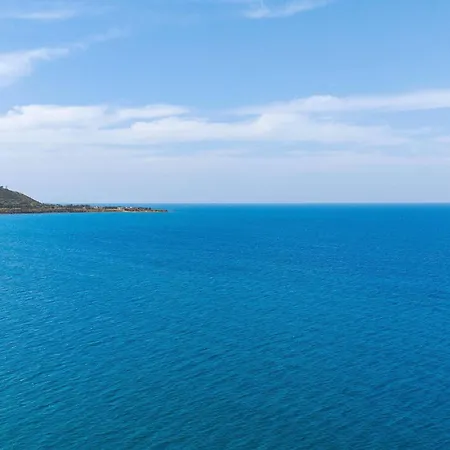 Akroyiali - Seafront Serenity With Shared Pool *