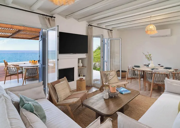 Akroyiali - Seafront Serenity With Shared Pool * Pachyammos